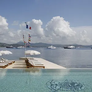 https://hotel-la-residence-de-la-pinede.fr-provencehotel.com